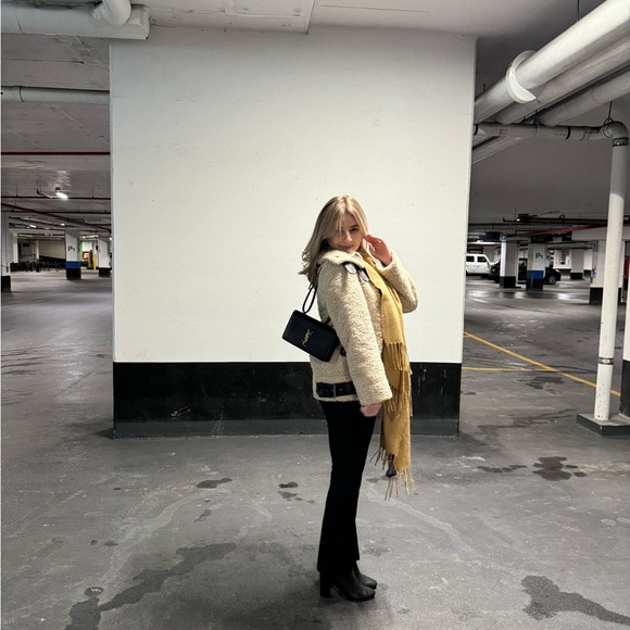 ‼️LIVE SHOW ft @brokegirlinthe6 ‼️- check description for details!!! - Picture 1 of 2